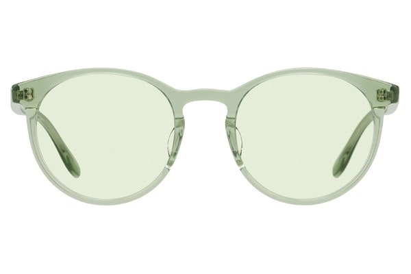 グリーン×グリーン系のサングラス